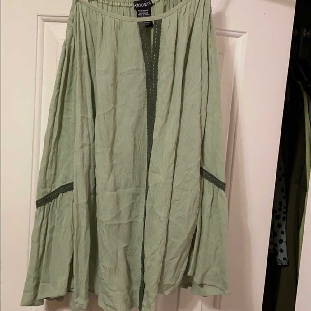 Green long sleeve shirt